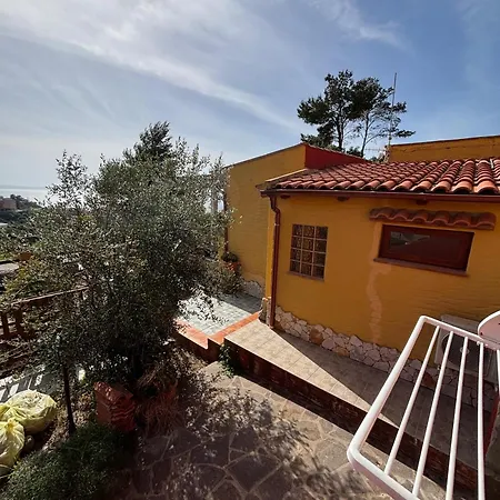 Casa Ottema 2 *